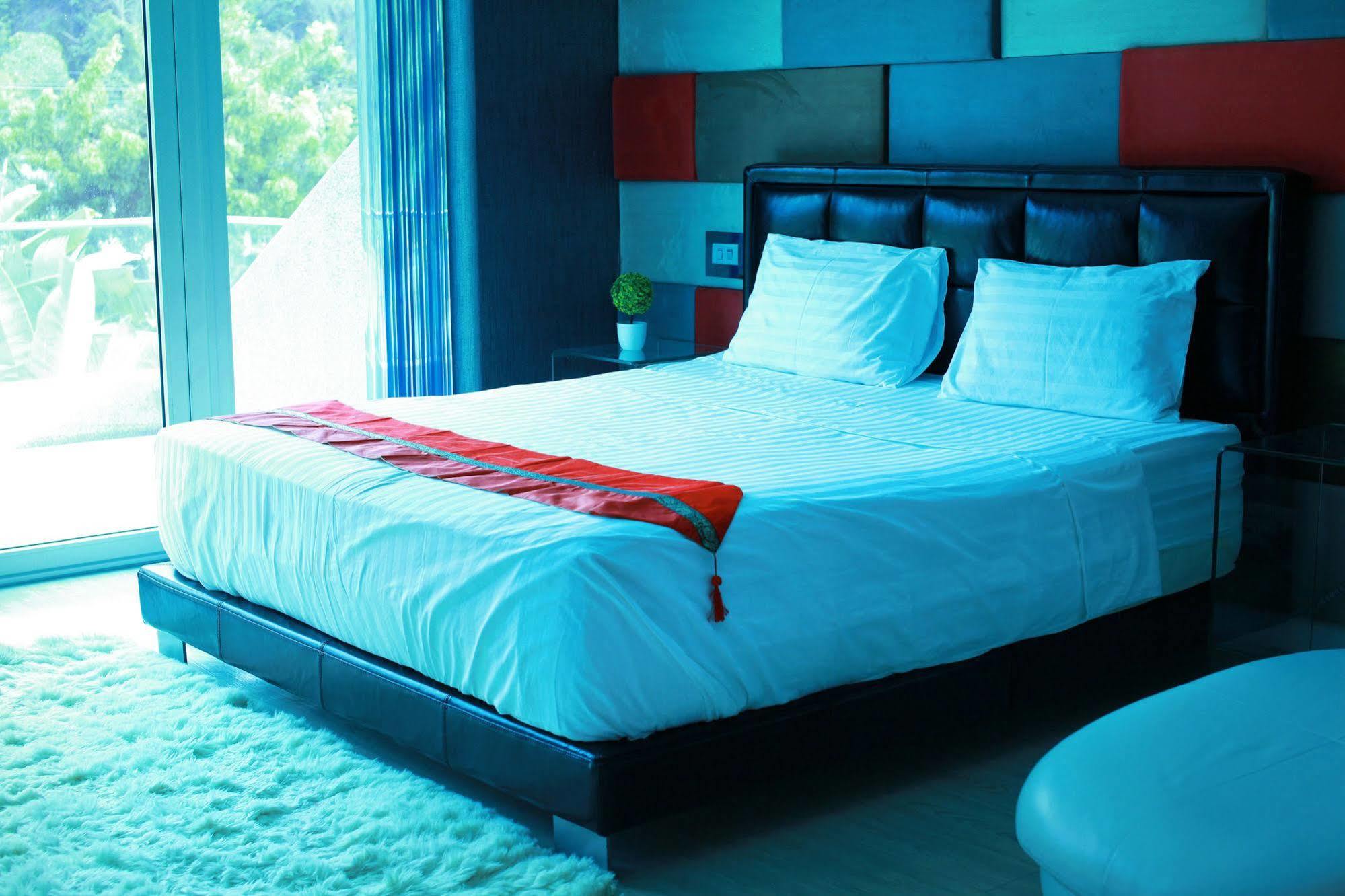 Pratumnak Dream Villa By Pattaya Sunny Rentals ภายนอก รูปภาพ