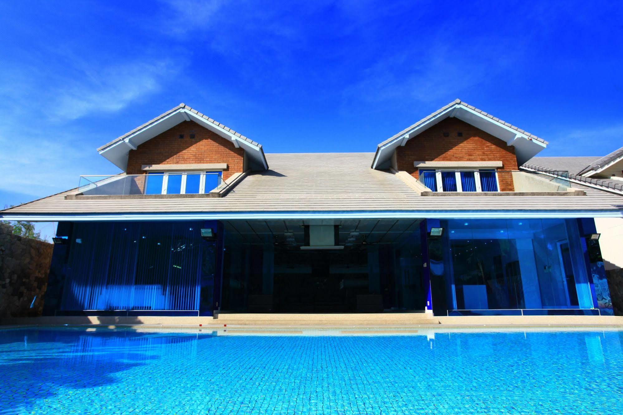 Pratumnak Dream Villa By Pattaya Sunny Rentals ภายนอก รูปภาพ